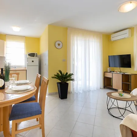 Apartment Egle Rabac